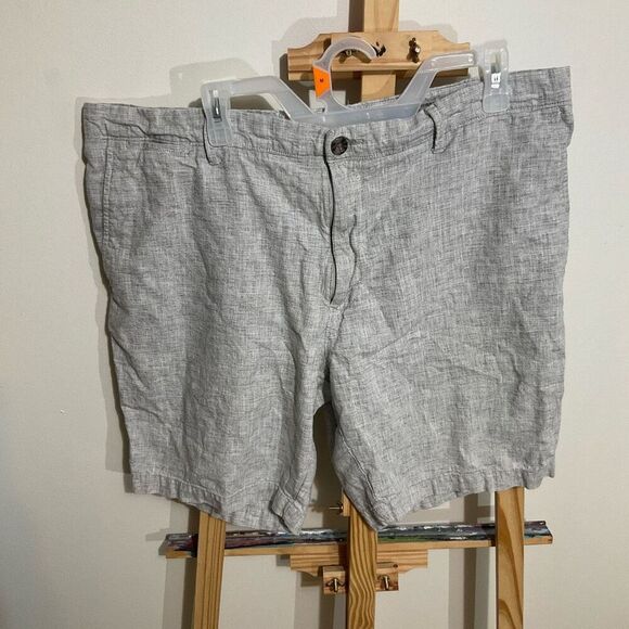 Goodfellow and Co. every wear flat front men’s shorts 9 inch inseam, gray size 3 - Picture 1 of 7